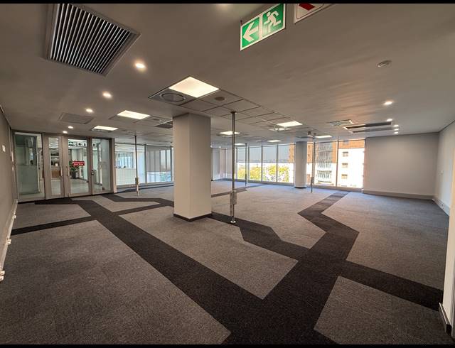 476M² OFFICE TO LET IN ROSEBANK
